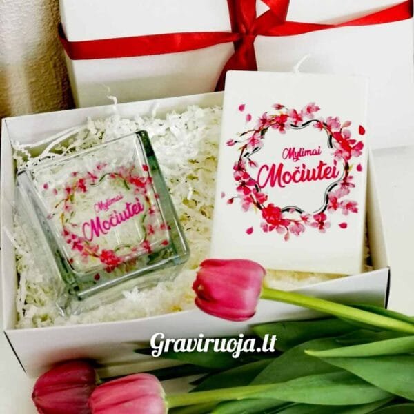 Rinkinukas  vazelė ir žvakė su norimu užrašu