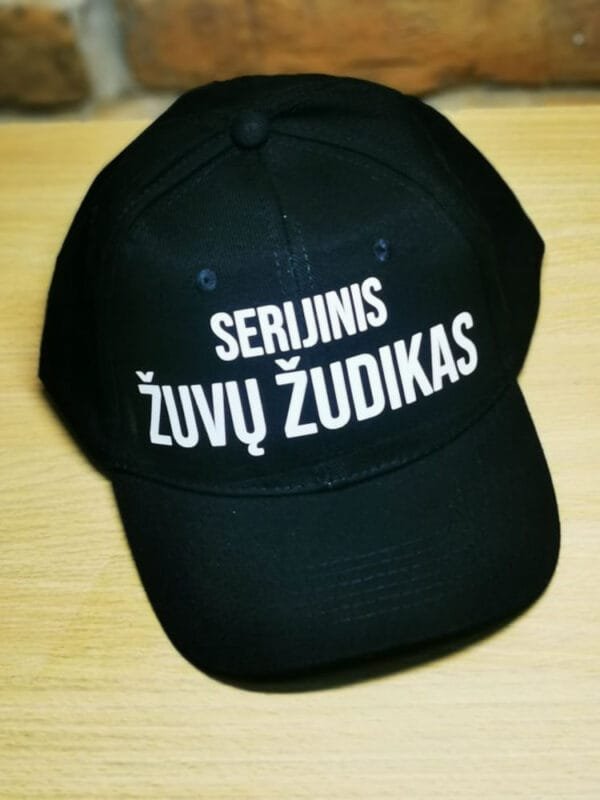 Kepurė nuo saulės serijinis žuvų žudikas