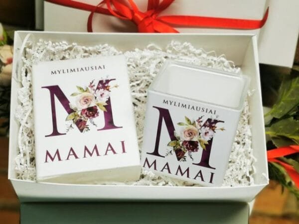 Rinkinukas žvakė ir vazelė "Mamai" baltas